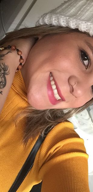 Model - AdriannaHill sexy