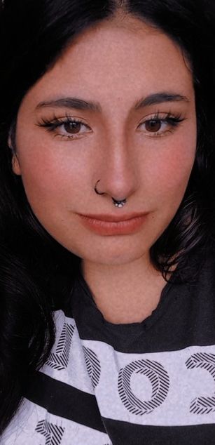 Model - catalina deepthroat