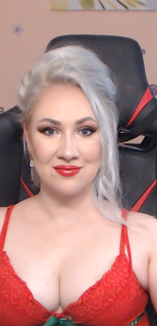 Model - Miss Lexy Gold fetish