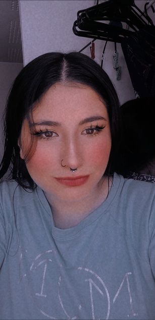 Model - catalina deepthroat