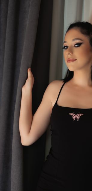 Model - GinaBest striptease