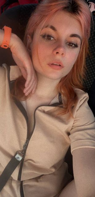 Model - LollyFoks deepthroat