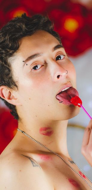 Model - James Black fetish