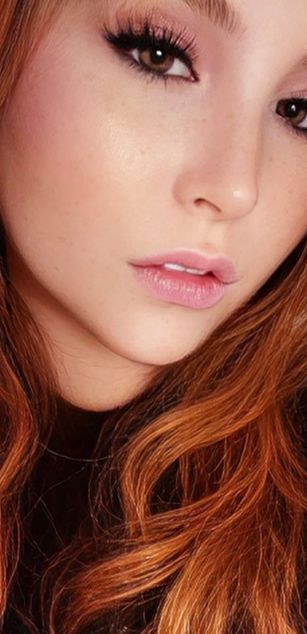 Model - Tori bigboobs