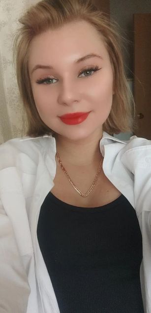 Model - BbBlonde sexy