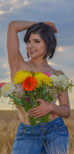 Model - SweetAurora latin