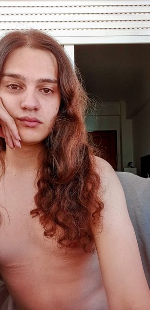 Model - Louise cuckold