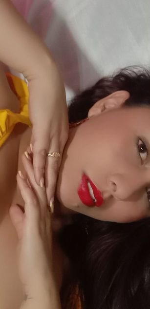 Model - paulina castro deepthroat