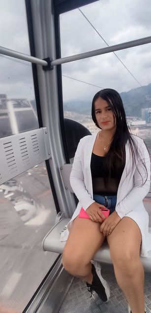 Model - Mia Visser blowjob