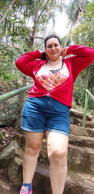 Model - Selene curvy