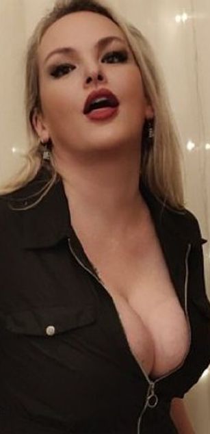 Model - FredericaFonk legs