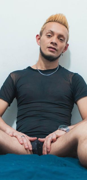 Model - javier hernandez cute