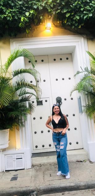 Model - Iris Moira blowjob