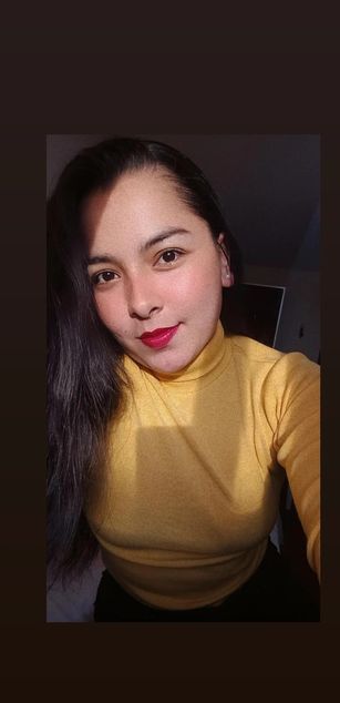 Model - Iris Moira blowjob