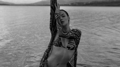 Model - Mistress Lily Maria striptease
