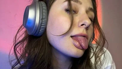 Kristina - tongue