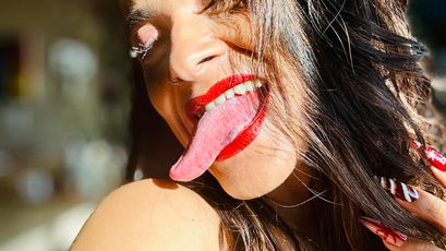 Long Tongue Persian Milf Porn
