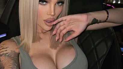 Model - ShayBlonde fetish