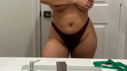 Monica Monroe - boobs