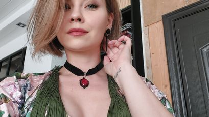 Russian Seductress Miss Kate on SkyPrivate