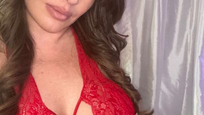 Model - AdriannakendallXX milf