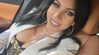 Model - Mistress Molly findom