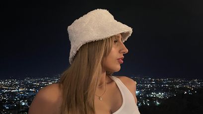 Violet on SkyPrivate