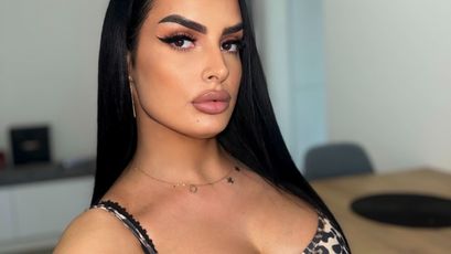 Roberta Lopez on SkyPrivate
