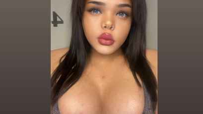 stephanie Live Webcam on SkyPrivate