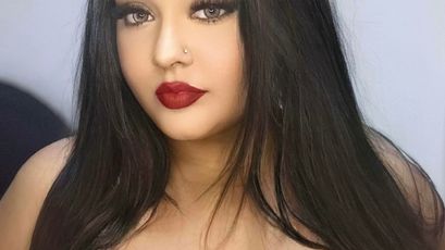 Freaky Aria on SkyPrivate
