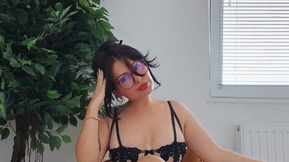 Miss Bella - erotic