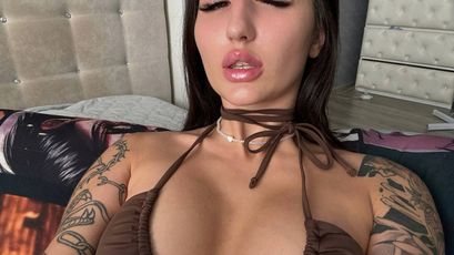 Model - Sex Doll Ari blowjob