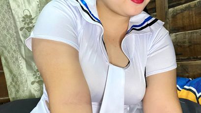 Lilly on SkyPrivate