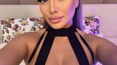 Samantha on SkyPrivate