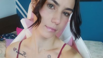 luniitha Live Webcam on SkyPrivate