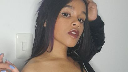 Sara Sofia on SkyPrivate