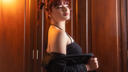 Electra Rouse on SkyPrivate