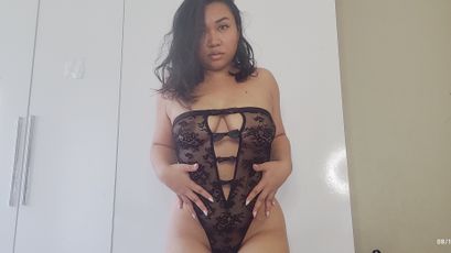 Tropical Babe on SkyPrivate