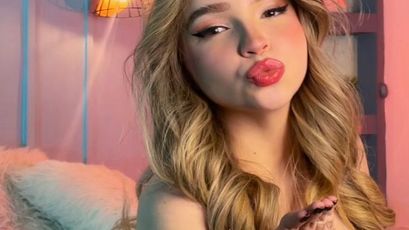 Sabrina Walker on SkyPrivate
