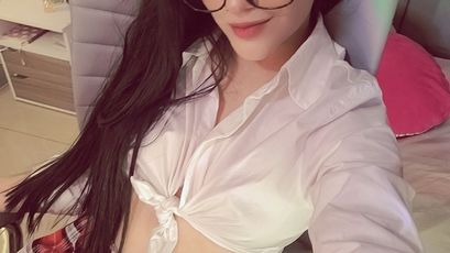 Lola on SkyPrivate
