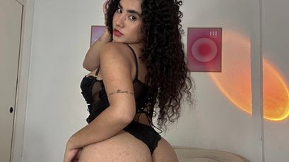 Miss Kimberly on SkyPrivate