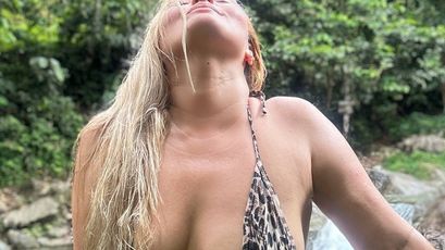 RoxanneMils on SkyPrivate
