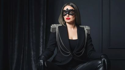 Miss L on SkyPrivate