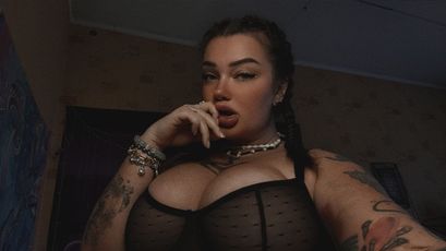 EllieOz on SkyPrivate
