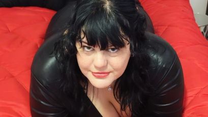 Mistress Suzie on SkyPrivate