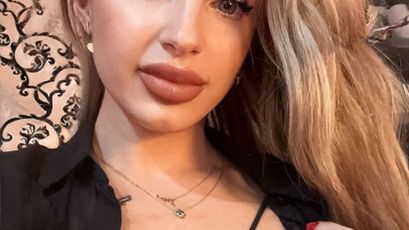 LoraSinClare on SkyPrivate