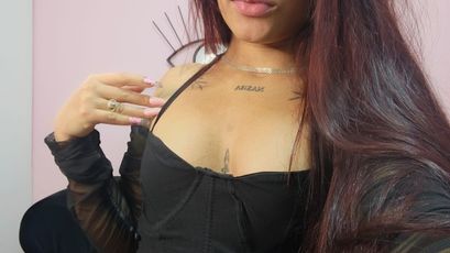 mia_sexgirl on SkyPrivate