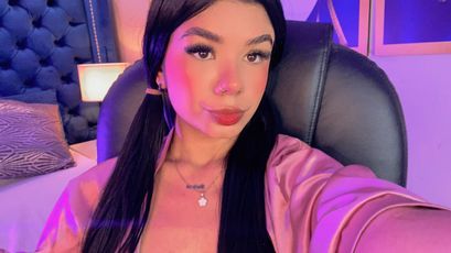 VioletGrace on SkyPrivate