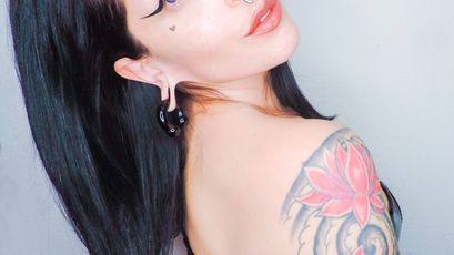 Emily Doomed Live Webcam on SkyPrivate
