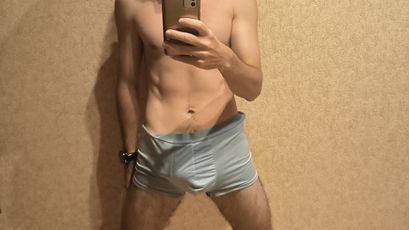 Watch Nakedboy98 live on cam on SkyPrivate